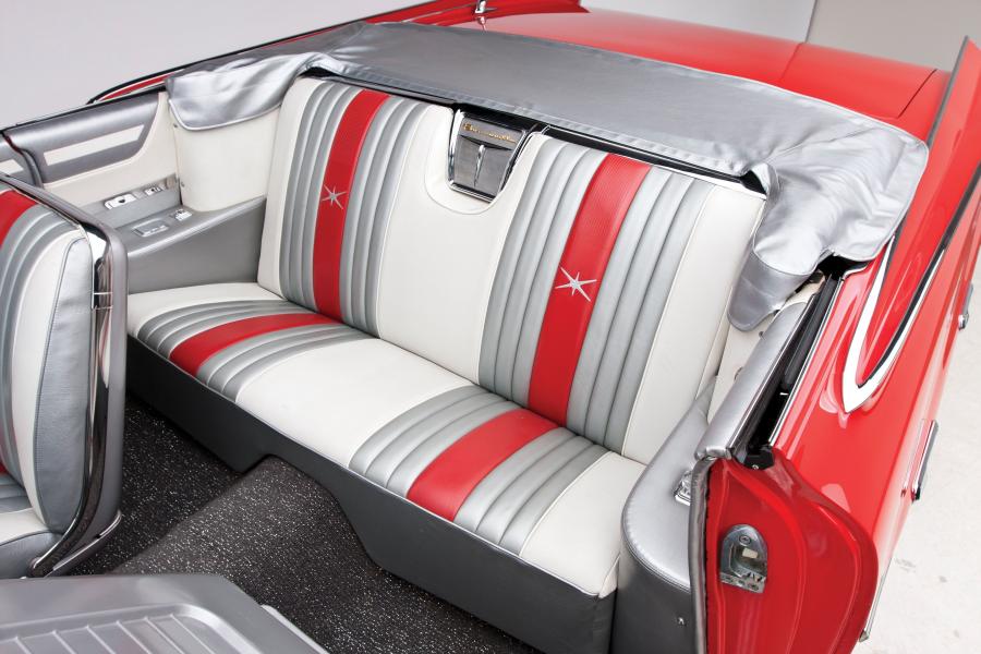  Pontiac Bonneville Convertible 1959 года  (фото 4 из 23)